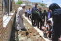 رئیس و کارکنان دانشگاه جامع علمی کاربردی استان مرکزی در محیط این دانشگاه به کاشت درخت پرداختند