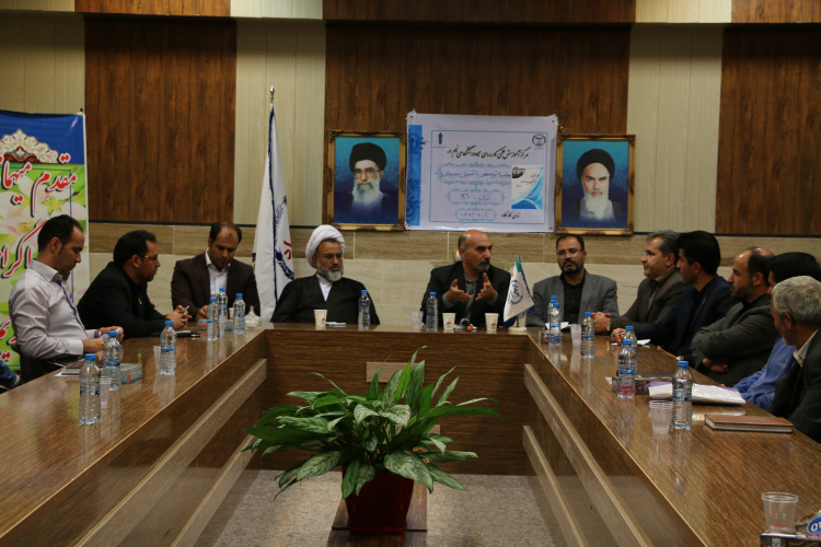 برگزاری جلسه توجیهی دانشجویان جدیدالورود مرکز آموزش علمی کاربردی نیم ور