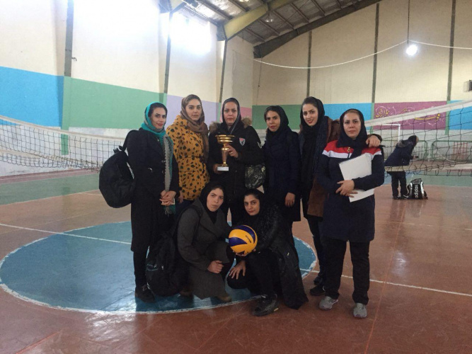 کسب مقام قهرمانی والیبال دانشجویان دختر در مسابقات دهه فجر