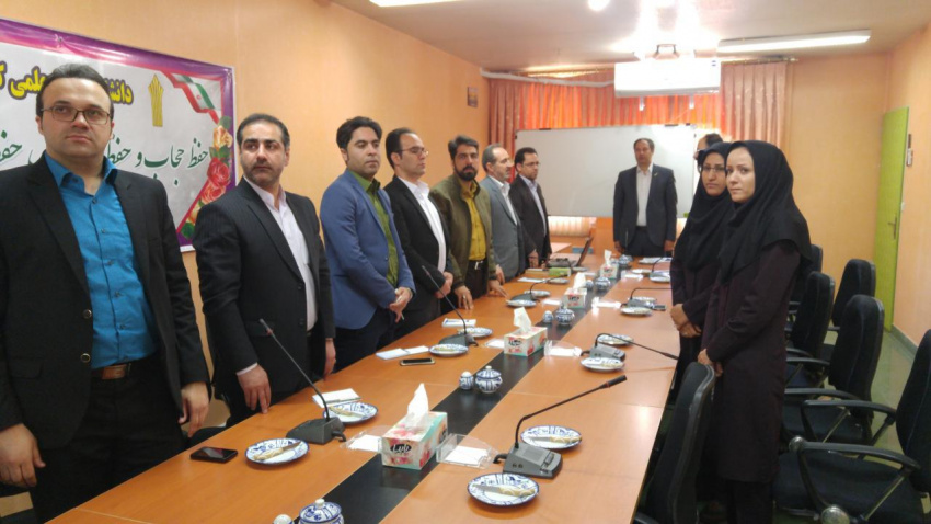 در راستای تغییر تفکر مدرک گرایی به مهارت آموزی باید قدم ها را محکم تر برداریم.